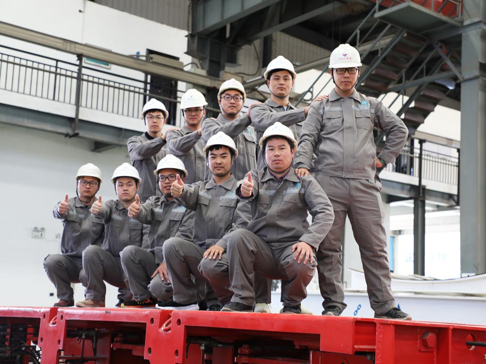 After-sales maintenance workers