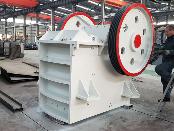 jaw crushing machine