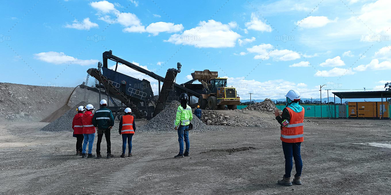 mobile impact crushing plant for construction waste processing