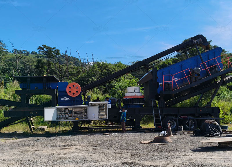 Mobile stone Crushing Plant in El Salvador