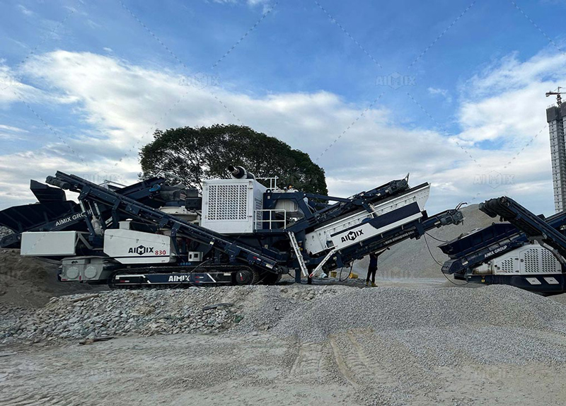 200tph Crawler Crusher to Crushing Cobble for Road Paving in Malaysia