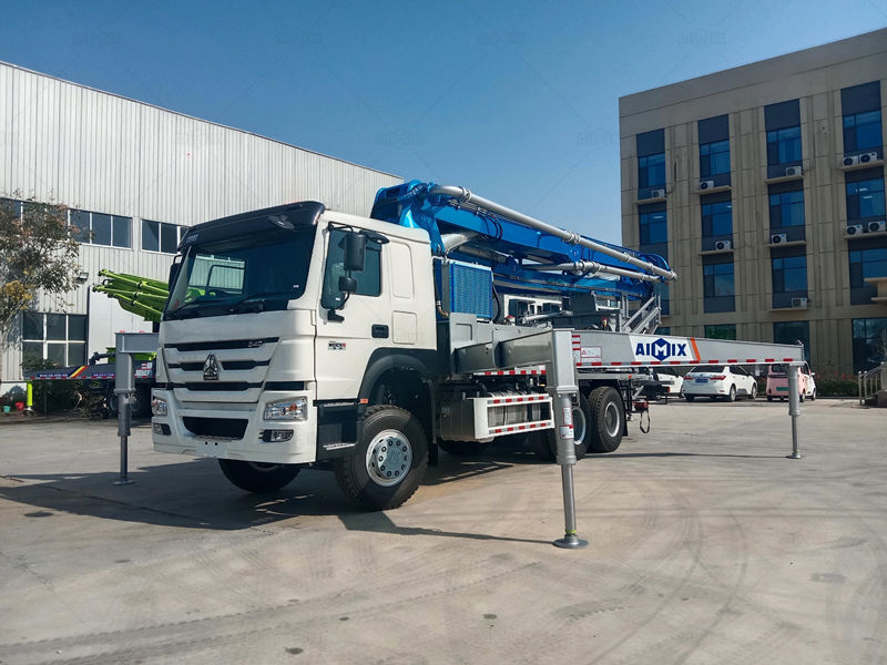 truck mounted boom concrete pump for Guinea