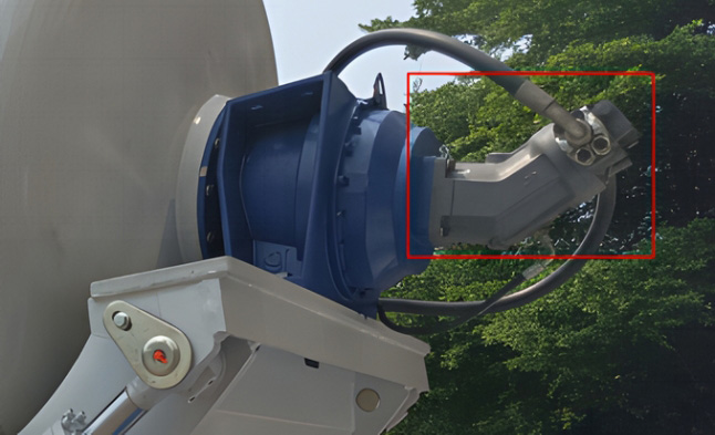 Juliracks Self Loading Mixer Hydraulic Components